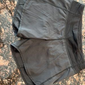 Black ivivva size 12 athletic shorts